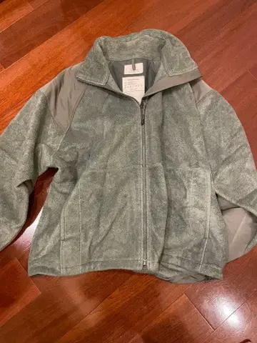 Hyke 플리스 재킷 사이즈 4