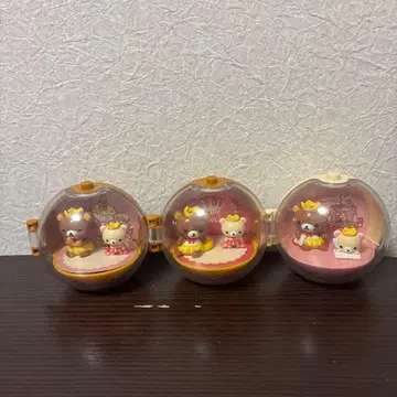 리락쿠마와 코리락쿠마 5주년 기념 캡슐 피규어 3종