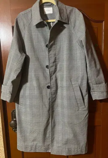 BEAUTY & YOUTH 체크 무늬 트렌치코트