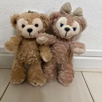 디즈니 Disney 더피 셰리메이 인형 배지