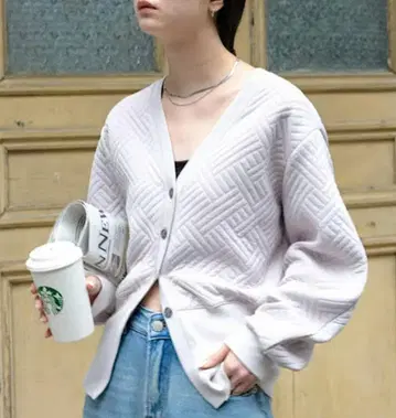 FASHIRU V넥 퀼팅 가디건 그레이지