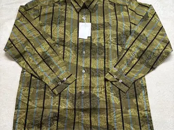 로터리 그룹 보태니컬 무늬 버튼 셔츠