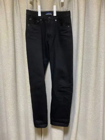 컨디션 최상 JAPAN BLUE JEANS 블랙 데님 클래식 스트레이트