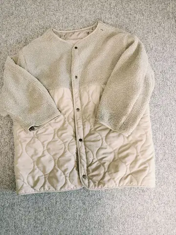 Lowy by CORNERS 퀼팅 보아 자켓 베이지