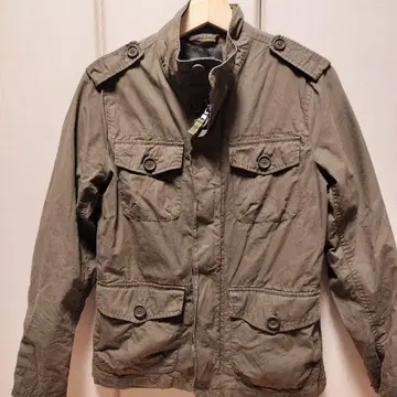 바나나 리퍼블릭 카키 밀리터리 자켓 M65