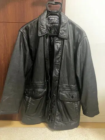 블랙 레더 재킷 구제 의류