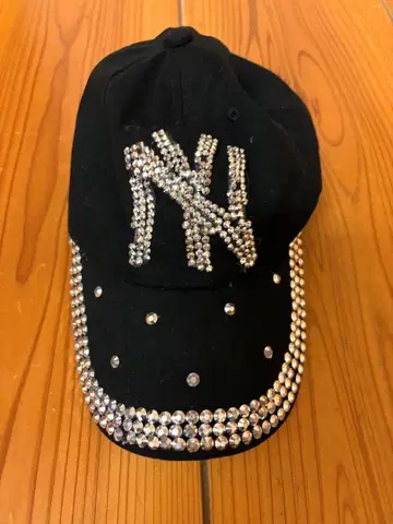 스톤 장식 갸루 NY 로고 야구 모자