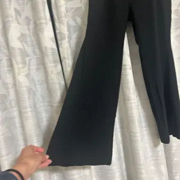 리브 블랙 팬츠 허리 끈 포함 플레어 팬츠