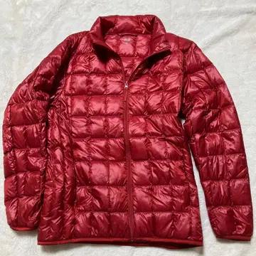 [컨디션 최상] UNIQLO 울트라 라이트 다운 퀼팅 자켓 빨간색 M