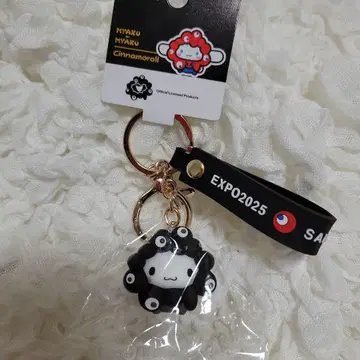 블랙 미야쿠미야쿠 산리오 입체 마스코트 스트랩 [ 시나몬 롤 ]