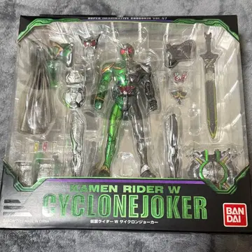 가면라이더 W 사이클론 조커 피규어