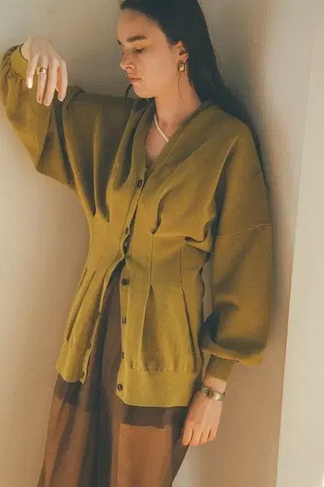 [ CLANE ] 클라네 허리 쉐이프 돌먼 가디건