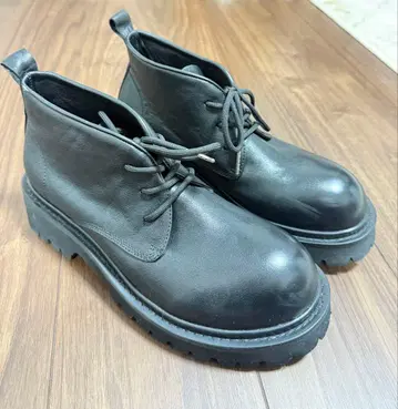 신발 블랙 가죽 부츠 통굽
