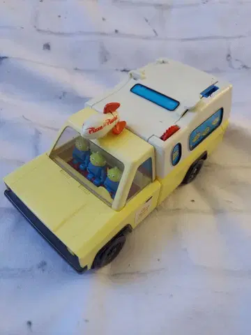 토이 스토리 피자 플래닛 트럭