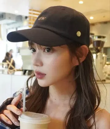 다니엘 웰링턴 로고 자수 야구 모자