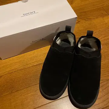 SUICOKE/ 스이콕 RON-Mwpab-MID 무스탕 비브람 밑창