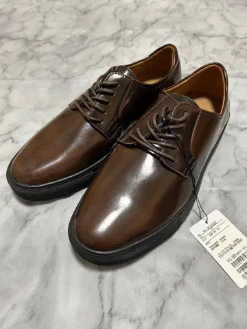 미사용 꼼 사 커뮨 어드밴 플레인토 스니커즈 브라운 25.0cm