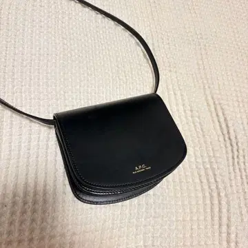 A.P.C. mini 백