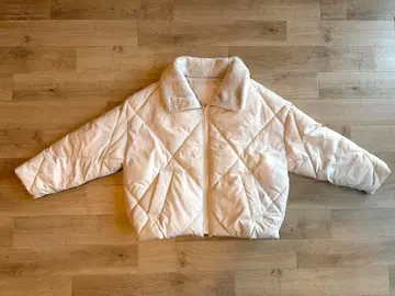 화이트 퀼팅 다운 자켓 M