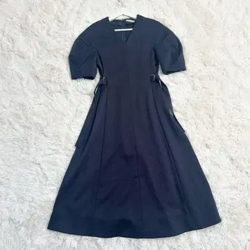 ESTNATION V넥 퍼프 슬리브 원피스 네이비