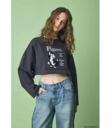 Disney moussy MD OT CROPPED 트레이닝복 FIGARO