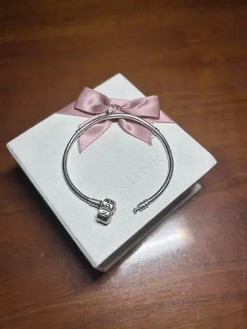 판도라 PANDORA 팔찌 스테디셀러