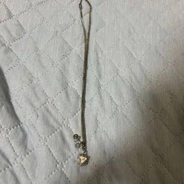 기묘한 이야기 H&M 콜라보 목걸이