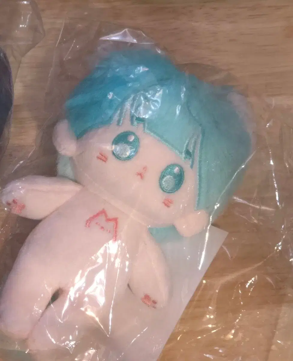 (Reservation Complete) Non-attribute doll