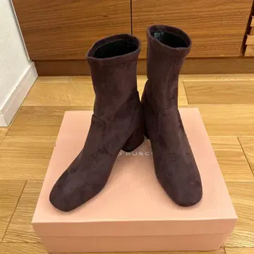 미사용 새상품 파비오 루스코니 스웨이드 숏부츠 36