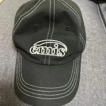emis 블랙 캡 E17-24