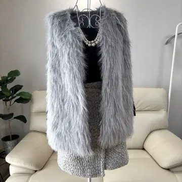 moment+ 모먼트플러스 인조 모피 슬리브리스 코트 컨디션 최상