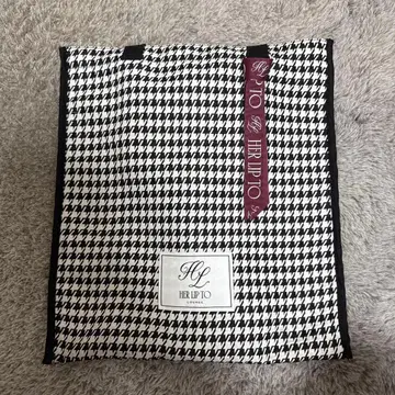 Her lip to 토트백 하운드투스 체크 패턴