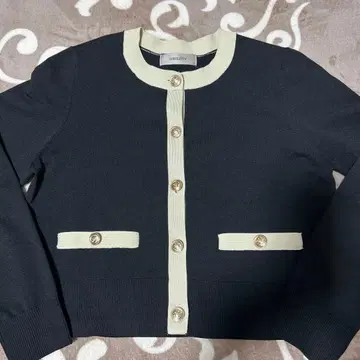 JUSGLITTY 버튼 가디건 M 블랙/아이보리