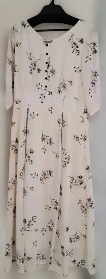 Noble 꽃무늬 원피스 화이트 프리 사이즈