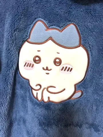 [ 택 포함 새상품 ] 치이카와 (먼작귀) 하치와레 룸웨어 후드티