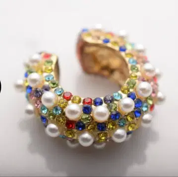 [ HUI ] 볼륨 이어커프