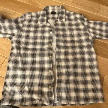 RADIALL 화이트와 블랙 체크 무늬 긴팔 셔츠