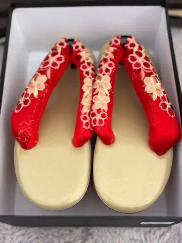 후리소데 성인식 졸업 하카마 벚꽃 무늬 자수 통굽 조리 프리 사이즈