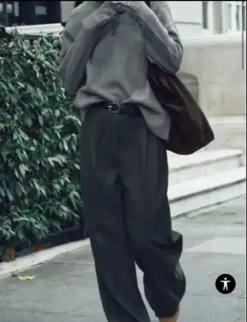 다크 그레이 와이드 팬츠 벨트 포함