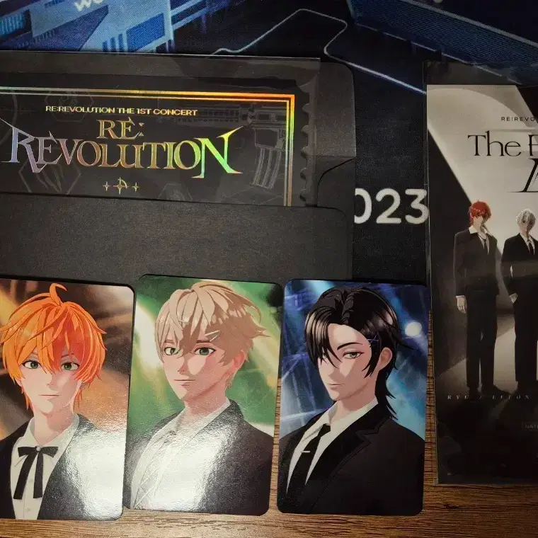 Re Revolution Phone Concert Goods