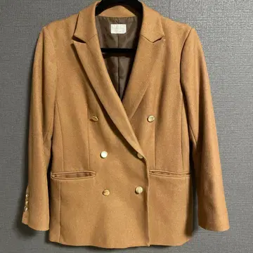 베이지 더블 브레스트 테일러드 자켓