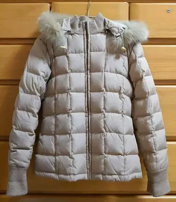 [ LALTRAMODA ] 라모다 다운 자켓 베이지 40 사이즈