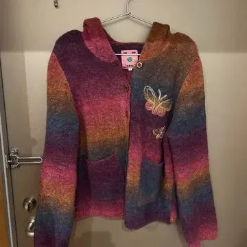 UNIF 그라데이션 나비 자수 후드티 M 사이즈