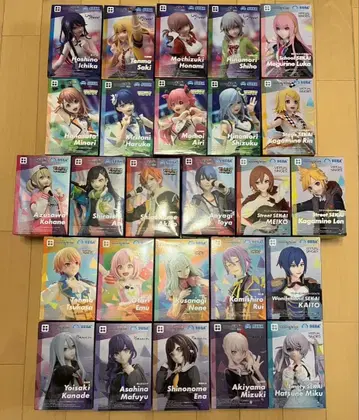 프로젝트 세카이 전 멤버 26체 + 극장판 미쿠 2체 피규어 세트 판매