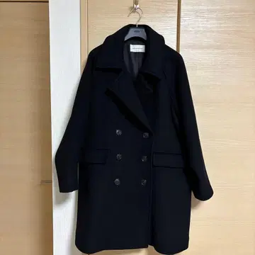 BARNYARDSTORM 블랙 피 코트