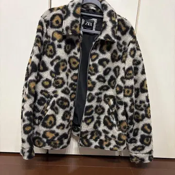 ZARA 레오파드 무늬 자켓