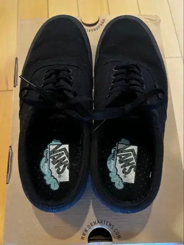 [ 가격 인하 ] Vans era ComfyCush 블랙 스니커즈