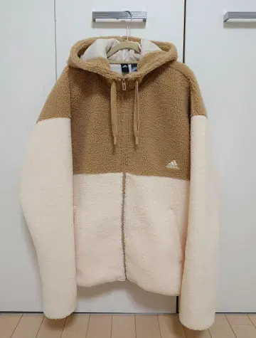 [ 새상품급 ] 아디다스 여성용 루즈핏 풀 집업 보아 자켓 M