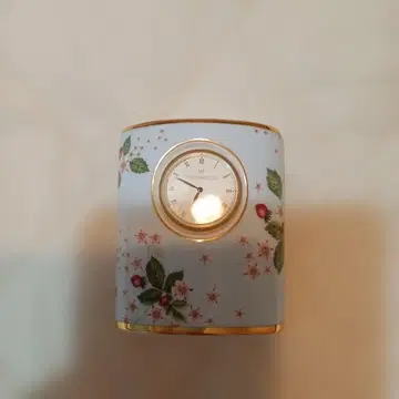 웨지우드 와일드 스트로베리 탁상 시계 wedge wood 새상품급 중고