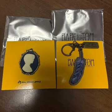 미세스 바벨 가챠 카메오 핀즈 & 깃털 키링 히로파